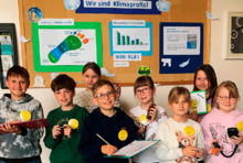 Landessieger des Energiesparmeister-Wettbewerbs 2025, Landessieger Bayern des Energiesparmeister-Wettbewerbs 2025, Landessieger [Bundesland] des Energiesparmeister-Wettbewerbs 2025, Grundschule Büchlberg