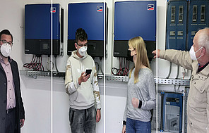Schüler der Grund- und Mittelschule Aitrachttal kontrollieren Energieverbrauch.